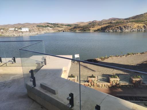 عکس دریاچه بند گلستان