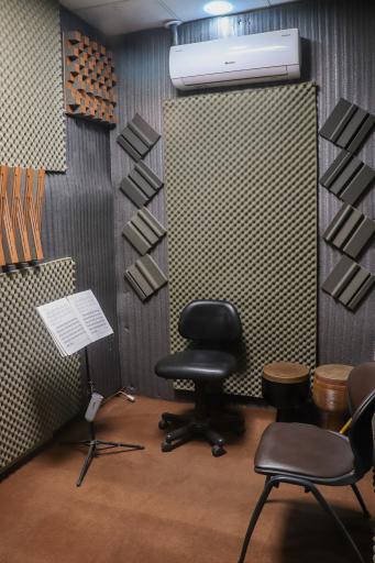 عکس آموزشگاه موسیقی سایبان هنر