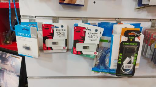 کامپیوتر لپ تاپ و لوازم جانبی سامان