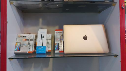 کامپیوتر لپ تاپ و لوازم جانبی سامان