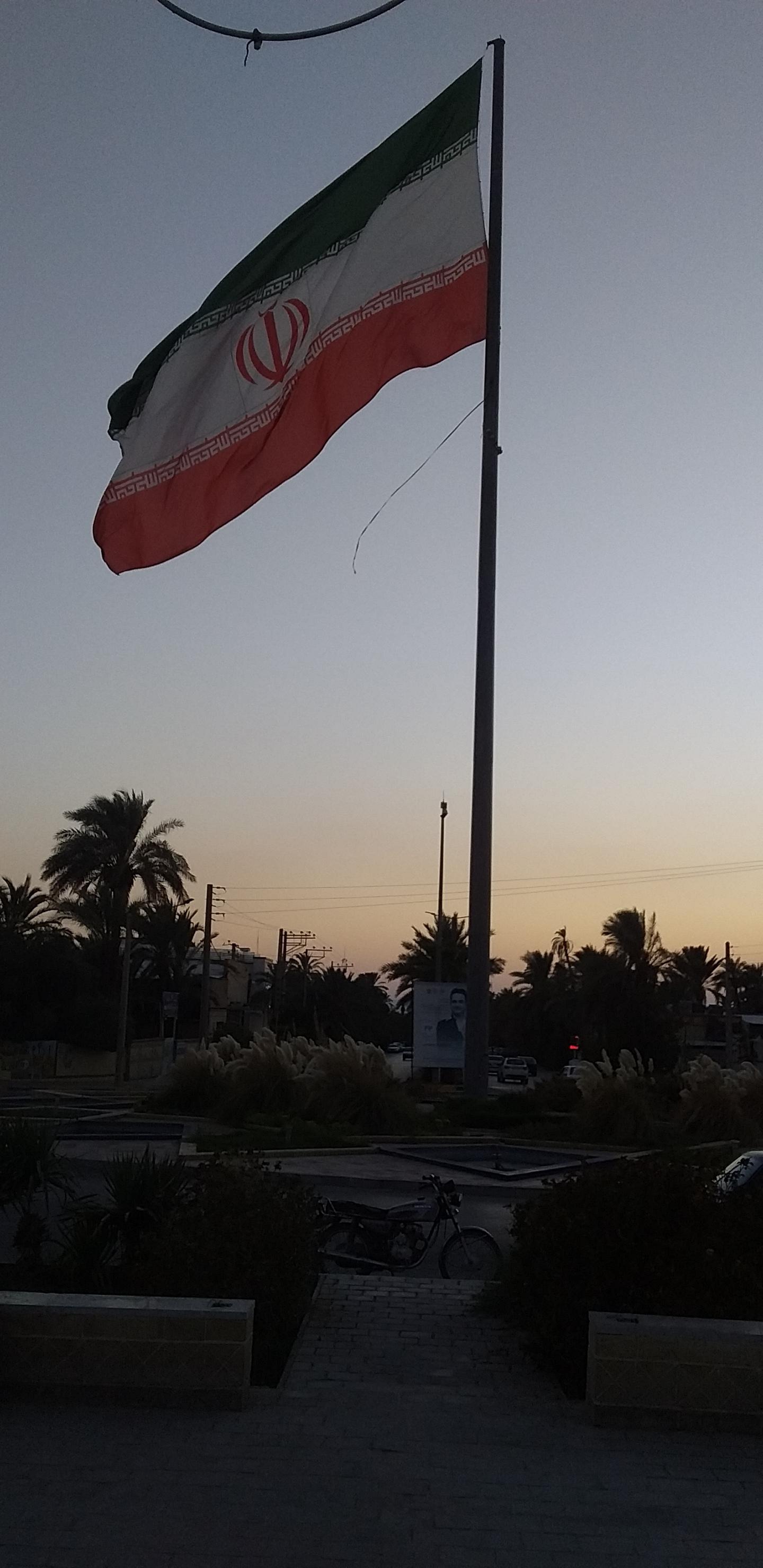 عکس میدان انقلاب اسلامی