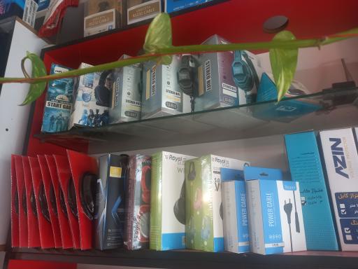 عکس کامپیوتر لپ تاپ و لوازم جانبی سامان