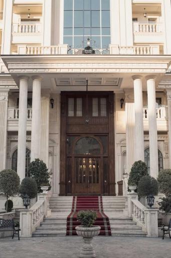 عکس برج باغ بهار