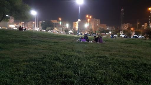 عکس پارک سه راه نگهبانی (پارک صداقت)