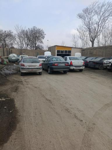 عکس تعمیرگاه تخصصی جلال