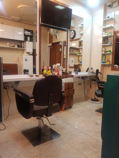 عکس آرایشگاه مو کات