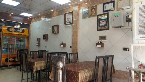 عکس کباب و جوجه سرای رهنما