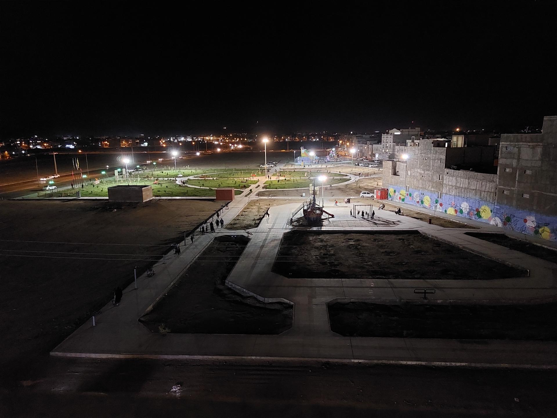 عکس بوستان بزرگ‌ شورا