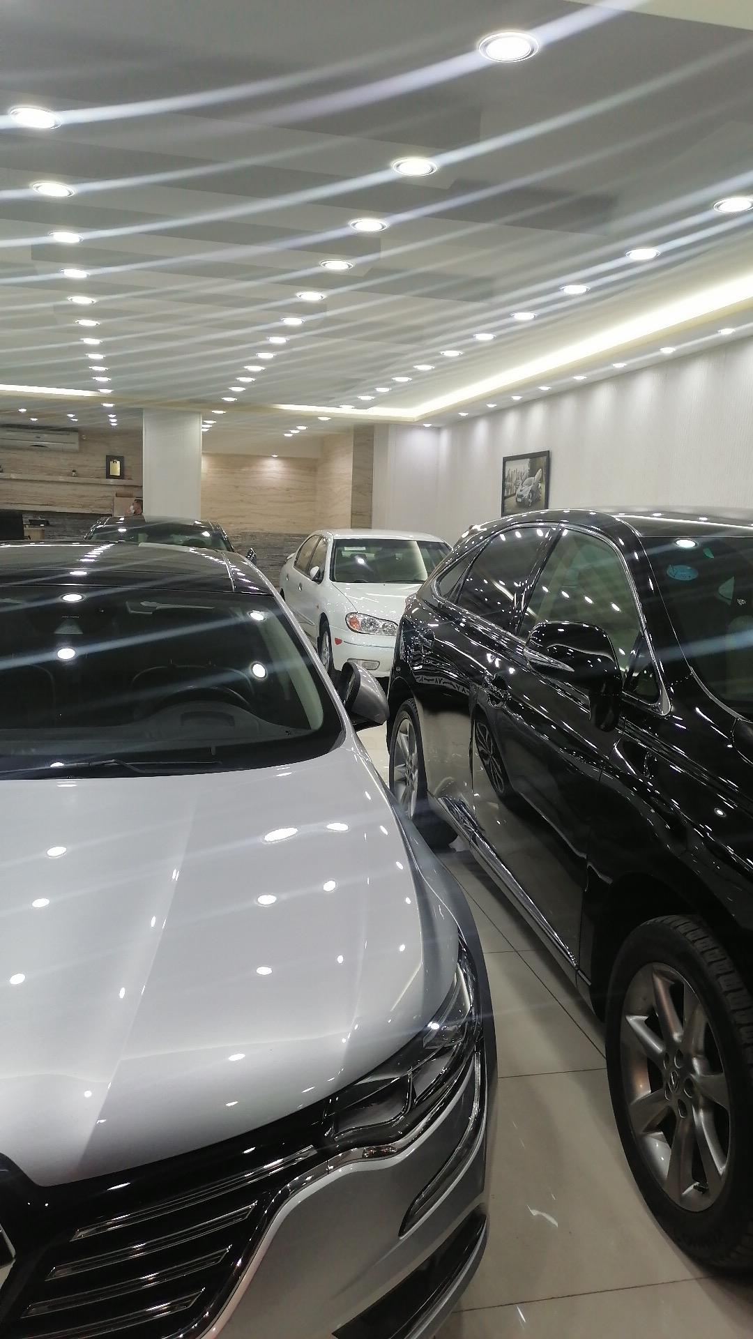 عکس نمایشگاه اتومبیل فراحی