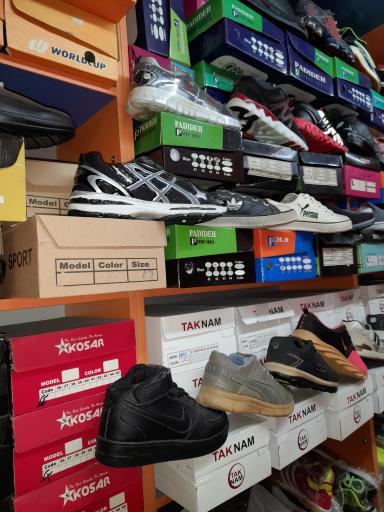 عکس فروشگاه ورزشی المپیک