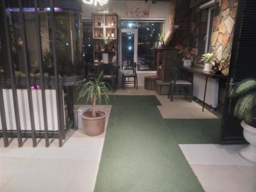 عکس کافی شاپ مهر و ماه