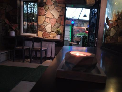 عکس کافی شاپ مهر و ماه