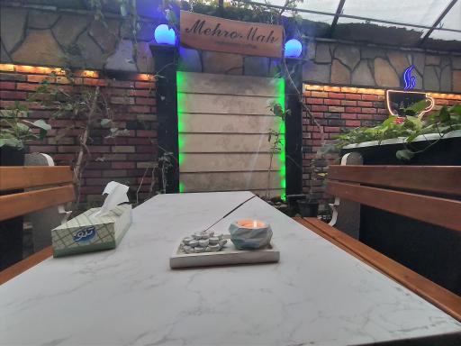 عکس کافی شاپ مهر و ماه