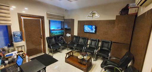 عکس کارواش VIP خودرو و موتورسیکلت سیاواش