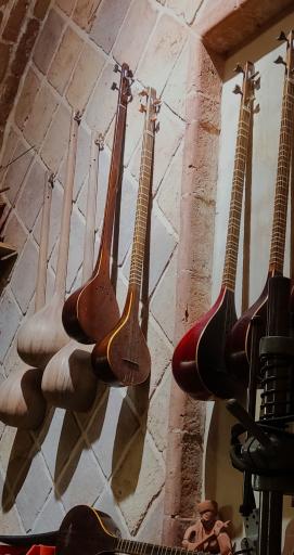 عکس کارگاه سه تار آرمان