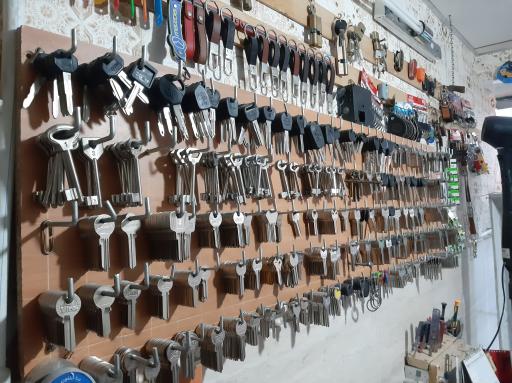 عکس کلید سازی موحد