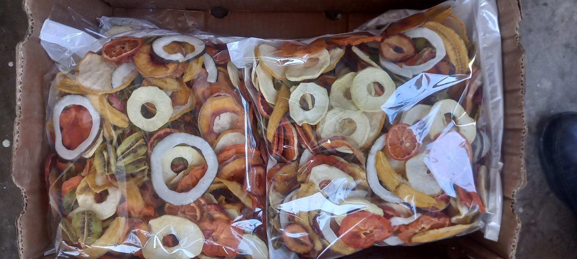 عکس صنایع غذایی نام آوران هورمند