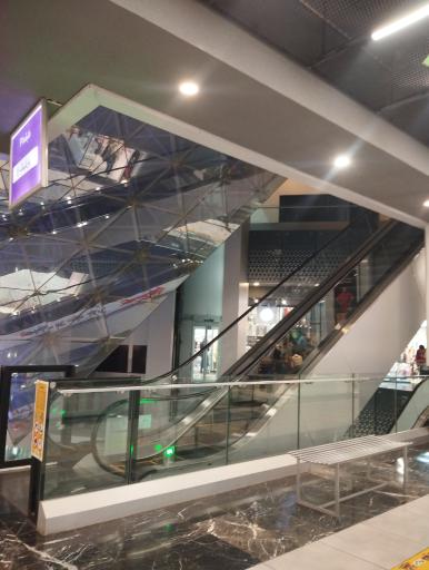 مرکز خرید پارک بازار