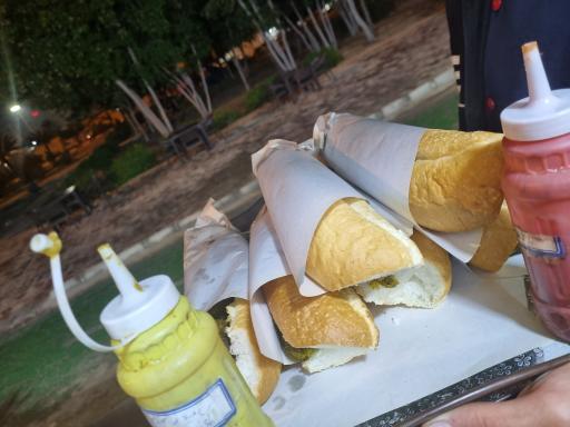 عکس کافه و فست فود ساحلی مستر کیش