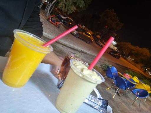 عکس کافه و فست فود ساحلی مستر کیش