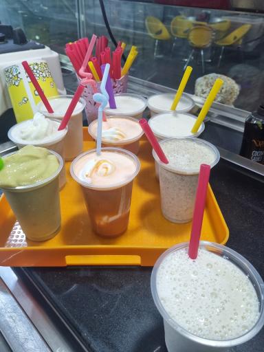 عکس کافه و فست فود ساحلی مستر کیش