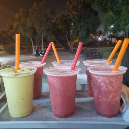 عکس کافه و فست فود ساحلی مستر کیش