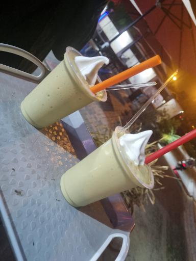 عکس کافه و فست فود ساحلی مستر کیش