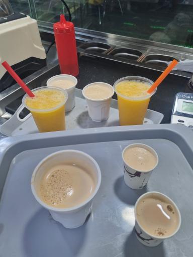 عکس کافه و فست فود ساحلی مستر کیش