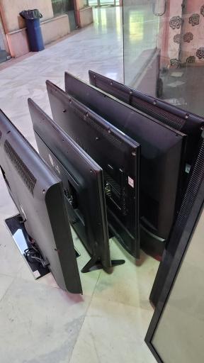 عکس تعمیرگاه تلویزیون