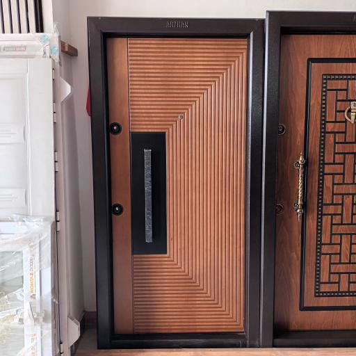عکس فروشگاه درب ضدسرقت شمال چوب