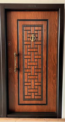 عکس فروشگاه درب ضدسرقت شمال چوب