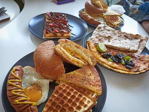 عکس فست فود آیوت