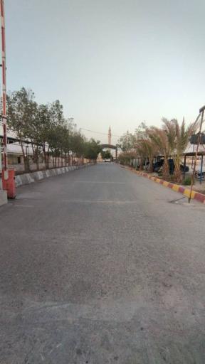 عکس پایانه بار وحمل ونقل بندر لنگه