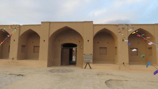 عکس کاروانسرای رباط کهنه