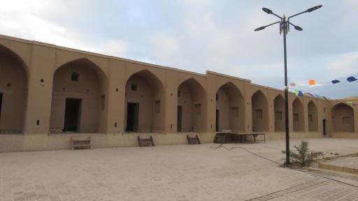 عکس کاروانسرای رباط کهنه