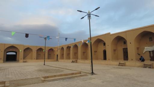 عکس کاروانسرای رباط کهنه