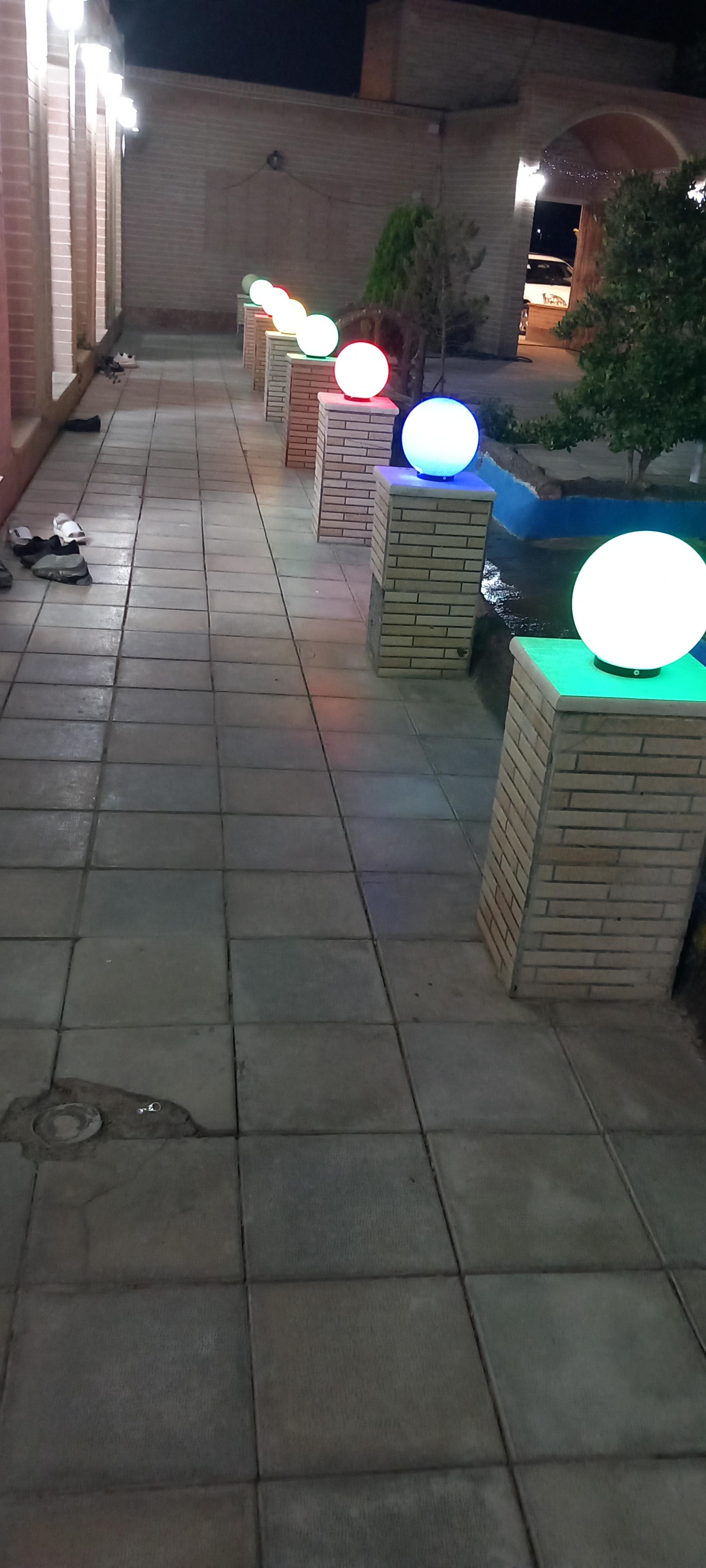 عکس باغ رستوران شهرزاد