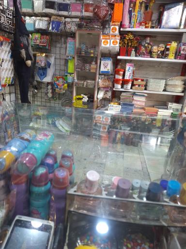 عکس تم تولد و ظروف یکبار مصرف سامانی 