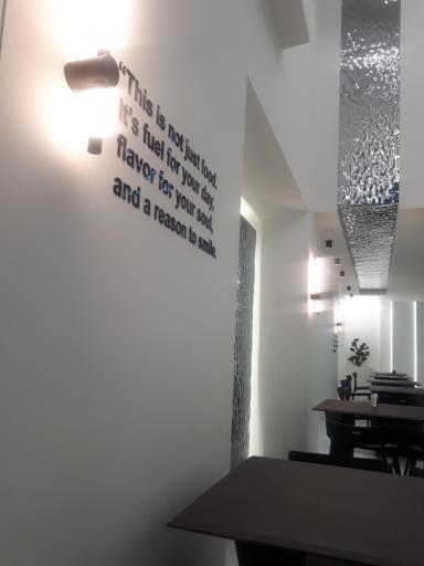 عکس لِنا کافه فود