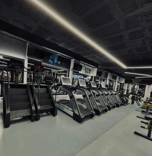 عکس باشگاه بدنسازی رادین