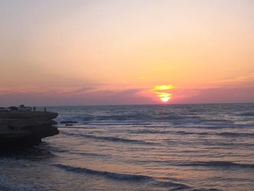 عکس دماغه و ساحل خلیج نایبند