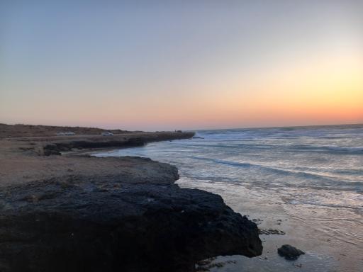 عکس دماغه و ساحل خلیج نایبند