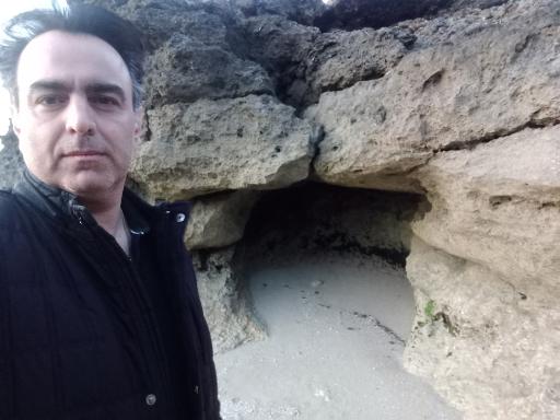 عکس دماغه و ساحل خلیج نایبند