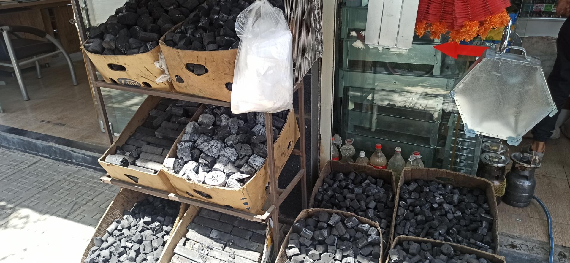 عکس دخانیات و لوازم جانبی قلیان