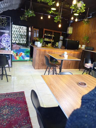 عکس کافه جانان