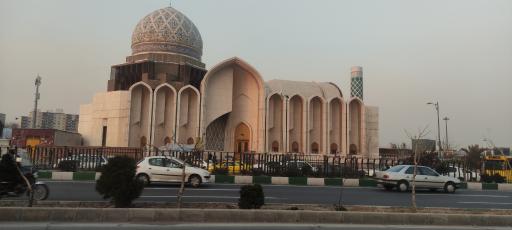 عکس مسجد هفتاد و دو تن