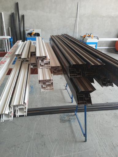 عکس نمایندگی پنجره‌ وین تک مازندران