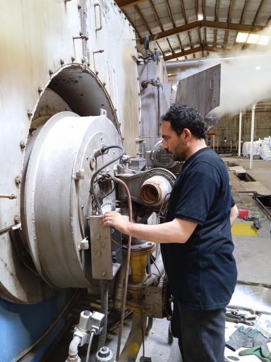 عکس خدمات برق صنعتی و مشعل کاوه