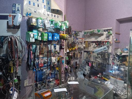 عکس فروشگاه موبایل پالیز