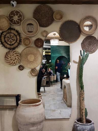 عکس کافه رستوران کاستا